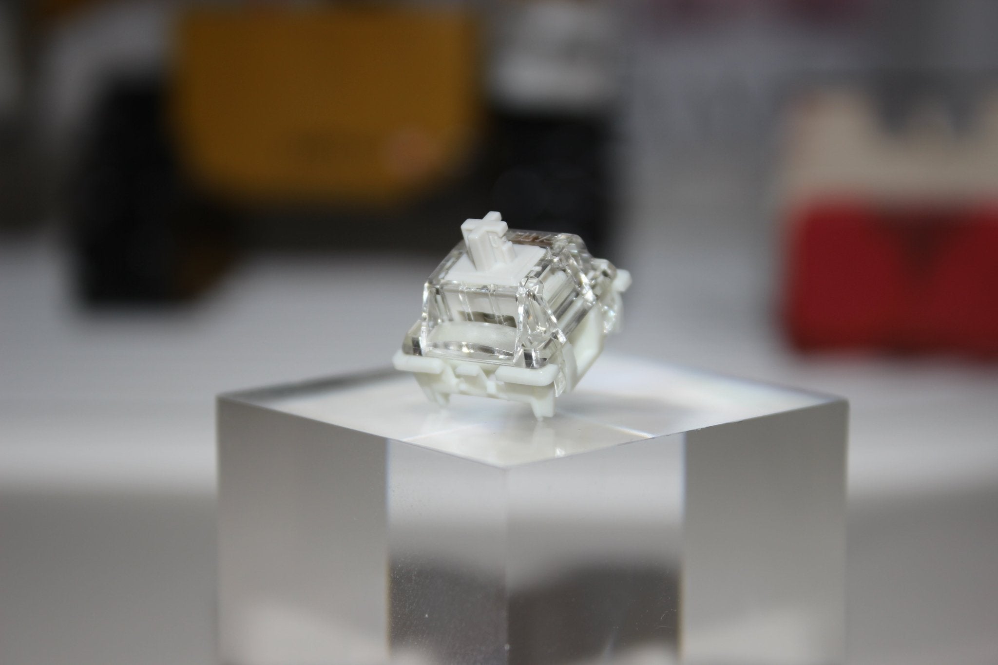 Gateron G Pro 3.0 White g switches Secondary image